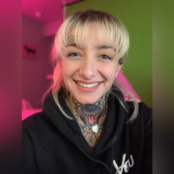 Meet your Posher, Kaelynn - Picture 2 of 4